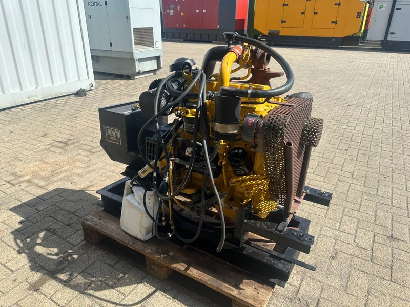 John Deere 3029 Stamford 30 kVA generatorset - Generator: slika 4 John Deere 3029 Stamford 30 kVA generatorset - Generator: slika 4