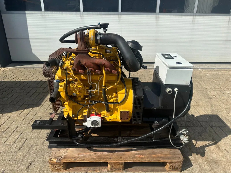 John Deere 3029 Stamford 30 kVA generatorset - Generator: slika 1 John Deere 3029 Stamford 30 kVA generatorset - Generator: slika 1