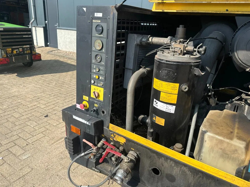 Zračni kompresor Kaeser M122 Deutz 11.1 m3 / min 10 Bar 83 kW Mobiele Diesel Compressor: slika 16