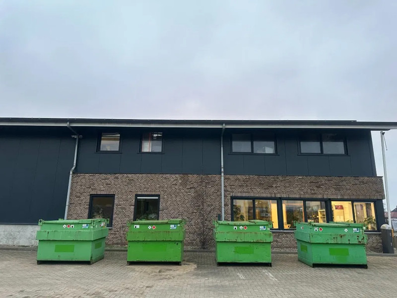 Kiwa IBC Steenbergen 2000 liter Dieseltank met handpomp Milieutank - Rezervoar za skladiščenje: slika 2 Kiwa IBC Steenbergen 2000 liter Dieseltank met handpomp Milieutank - Rezervoar za skladiščenje: slika 2