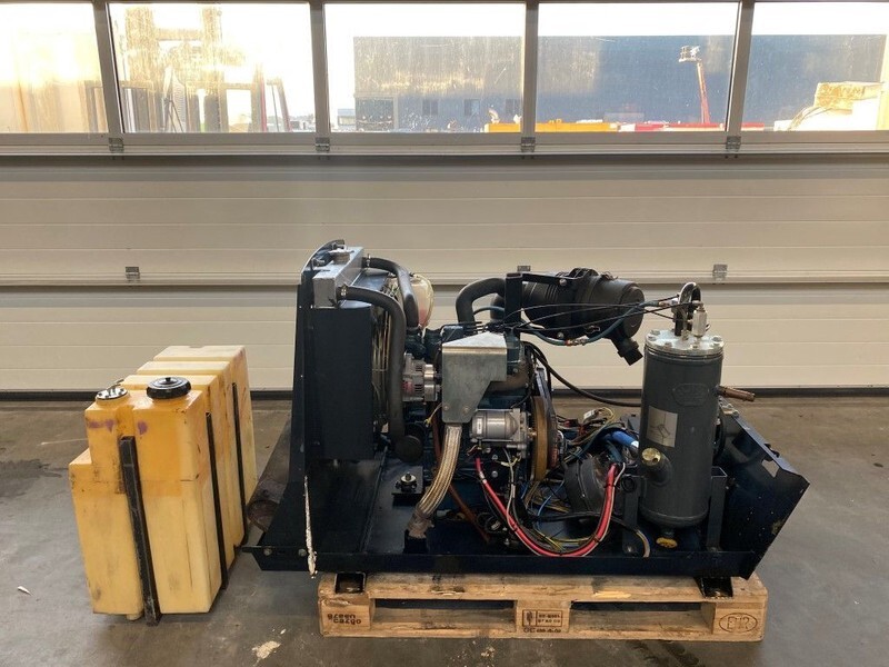 Kubota D1105 Sullair 15.5 kW 7 bar diesel schroefcompressor - Zračni kompresor: slika 1 Kubota D1105 Sullair 15.5 kW 7 bar diesel schroefcompressor - Zračni kompresor: slika 1