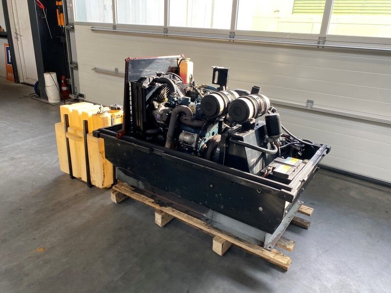 Kubota D1105 Sullair 15.5 kW 7 bar diesel schroefcompressor met nakoeler - Zračni kompresor: slika 2 Kubota D1105 Sullair 15.5 kW 7 bar diesel schroefcompressor met nakoeler - Zračni kompresor: slika 2