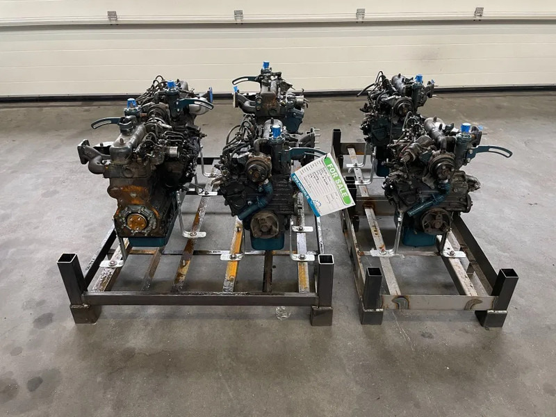 Kubota D722 dieselmotor 3 cilinder 18 PK (4stuks!) - Motor za Oprema za rokovanje z materiali: slika 2 Kubota D722 dieselmotor 3 cilinder 18 PK (4stuks!) - Motor za Oprema za rokovanje z materiali: slika 2