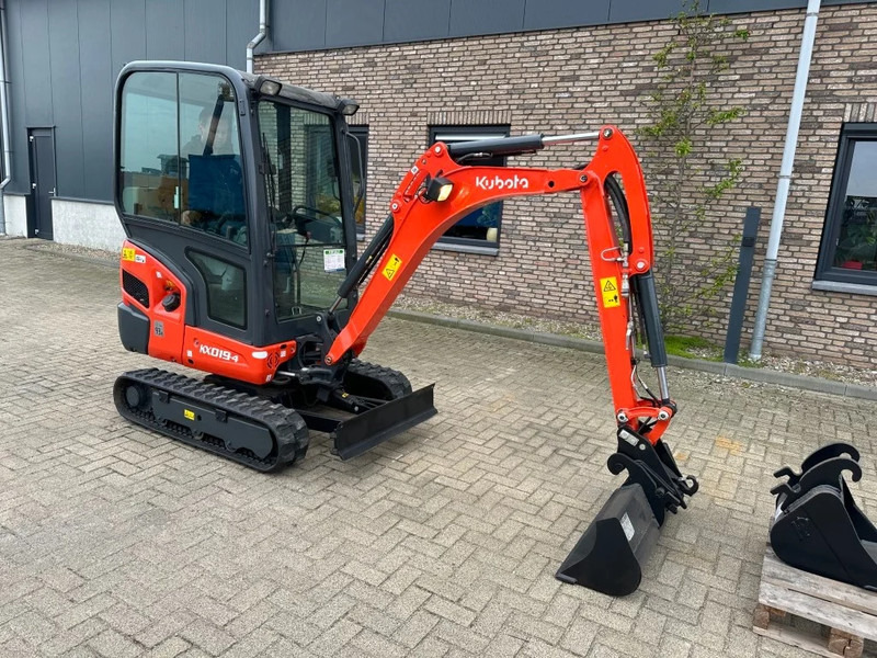 Kubota KX019-4 Mini Graver Rups Graafmachine Diesel as New ! - Mini bager: slika 5 Kubota KX019-4 Mini Graver Rups Graafmachine Diesel as New ! - Mini bager: slika 5