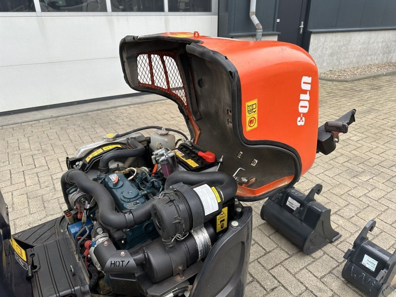 Kubota U10-3 Minigraver Diesel Graafmachine 2021 ! 690 uur ! As New ! - Mini bager: slika 3 Kubota U10-3 Minigraver Diesel Graafmachine 2021 ! 690 uur ! As New ! - Mini bager: slika 3