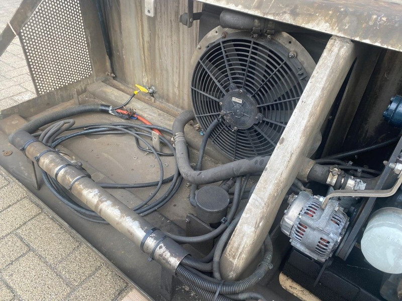 Generator Kubota V1505 Vrachtwagen aggregaat 12.5 kVA generatorset: slika 12 Generator Kubota V1505 Vrachtwagen aggregaat 12.5 kVA generatorset: slika 12