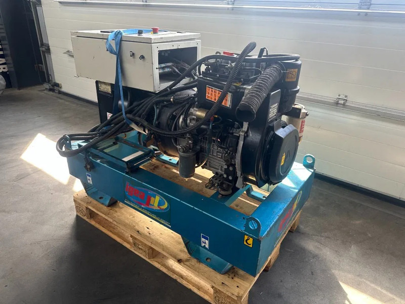 Lombardini 9LD 561-2 Mecc Alte Spa 16 kVA generatorset - Generator: slika 2 Lombardini 9LD 561-2 Mecc Alte Spa 16 kVA generatorset - Generator: slika 2