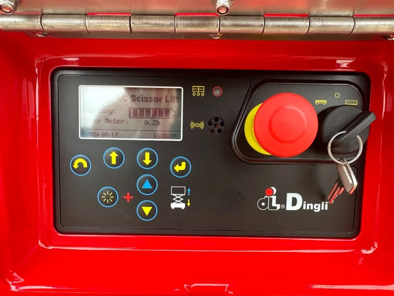 MAGNI ES1008 AC Elektra Schaarhoogwerker 10 meter werkhoogte NEW - Škarjasta dvižna ploščad: slika 4 MAGNI ES1008 AC Elektra Schaarhoogwerker 10 meter werkhoogte NEW - Škarjasta dvižna ploščad: slika 4