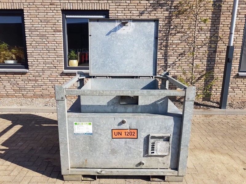 OTTO 1000 liter dieseltank IBC Gegalvaniseerd as New ! - Rezervoar za skladiščenje: slika 3 OTTO 1000 liter dieseltank IBC Gegalvaniseerd as New ! - Rezervoar za skladiščenje: slika 3