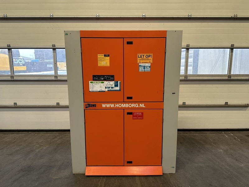 SDMO Safari Ruggerini Mecc Alte Spa 8 kVA Silent generatorset as New ! 1021 hours - Generator: slika 2 SDMO Safari Ruggerini Mecc Alte Spa 8 kVA Silent generatorset as New ! 1021 hours - Generator: slika 2