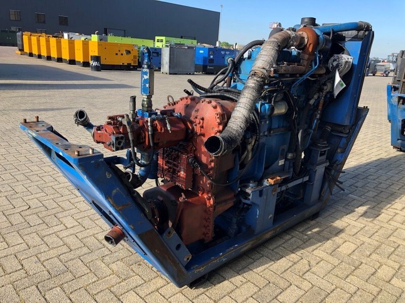 Sisu Valmet Diesel 74.234 ETA 181 HP diesel enine with ZF gearbox - Motor: slika 5 Sisu Valmet Diesel 74.234 ETA 181 HP diesel enine with ZF gearbox - Motor: slika 5