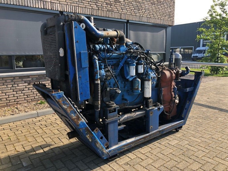 Sisu Valmet Diesel 74.234 ETA 181 HP diesel enine with ZF gearbox - Motor: slika 5 Sisu Valmet Diesel 74.234 ETA 181 HP diesel enine with ZF gearbox - Motor: slika 5