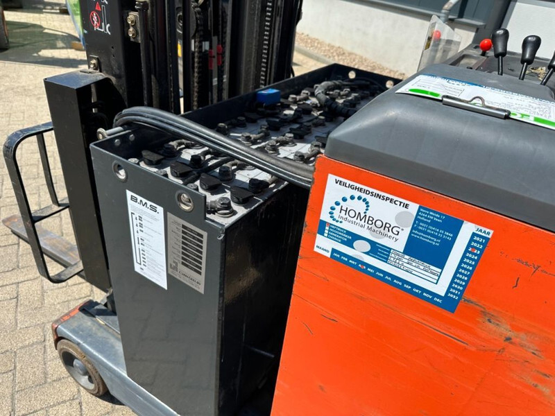 Toyota 6FBRE14 Triplex 1.4 ton Triplex Elektra Reachtruck - Viličar s pomičnim teleskopom: slika 5 Toyota 6FBRE14 Triplex 1.4 ton Triplex Elektra Reachtruck - Viličar s pomičnim teleskopom: slika 5