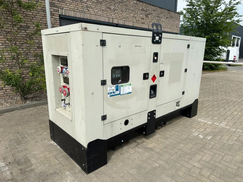Volvo Penta TAD 551 GE Fogo 100 kVA Silent Rental generatorset - Generator: slika 4 Volvo Penta TAD 551 GE Fogo 100 kVA Silent Rental generatorset - Generator: slika 4
