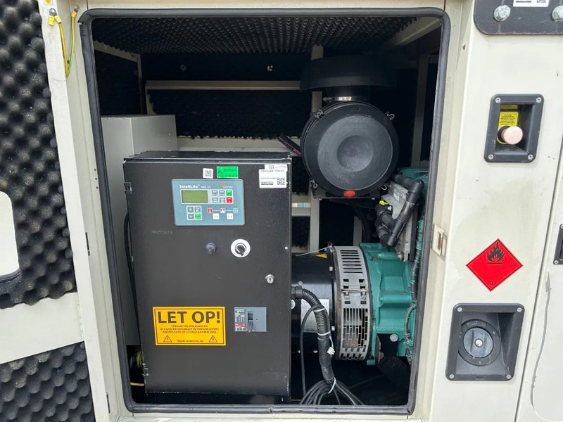 Volvo Penta TAD 551 GE Fogo 100 kVA Silent Rental generatorset - Generator: slika 5 Volvo Penta TAD 551 GE Fogo 100 kVA Silent Rental generatorset - Generator: slika 5