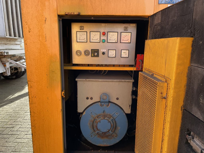 Volvo TID 121 LG Leroy Somer 275 kVA Silent generatorset - Generator: slika 5 Volvo TID 121 LG Leroy Somer 275 kVA Silent generatorset - Generator: slika 5