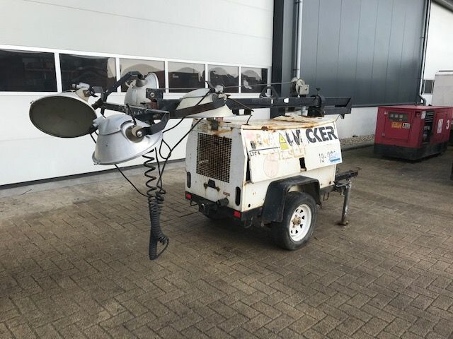 Wacker LTC4L Lombardini Diesel Mobiele light tower lichtmast aggregaat - Razsvetljevalni stolp: slika 2 Wacker LTC4L Lombardini Diesel Mobiele light tower lichtmast aggregaat - Razsvetljevalni stolp: slika 2