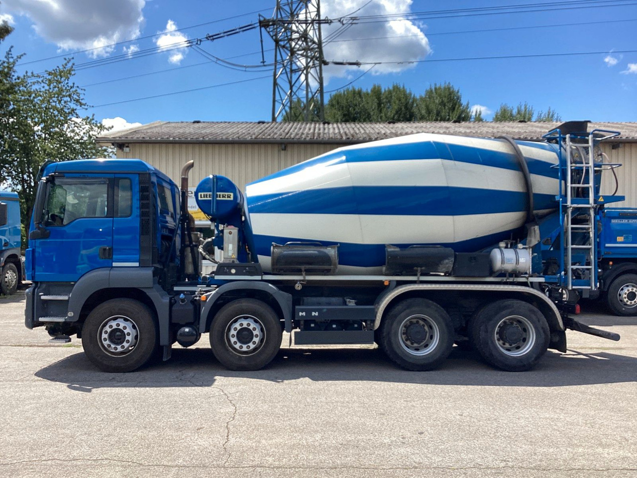 MAN TGS 35.470 8x4 Liebherr HTM905P Intarder Betonmi - Avtomešalec: slika 2 MAN TGS 35.470 8x4 Liebherr HTM905P Intarder Betonmi - Avtomešalec: slika 2