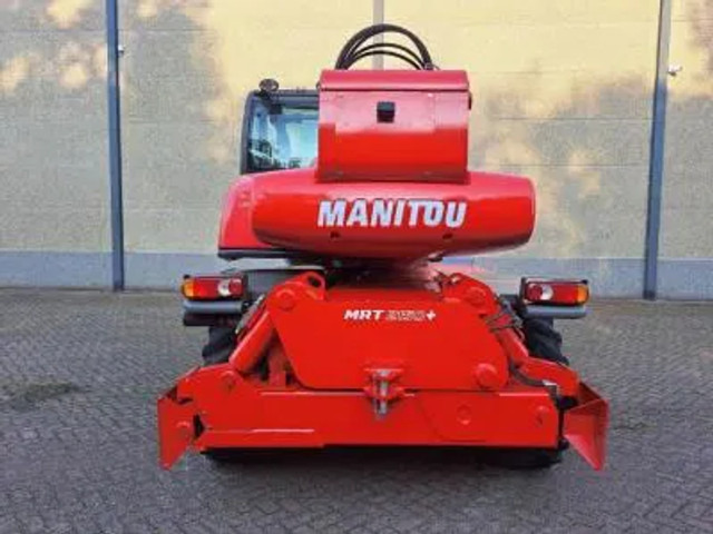 Manitou MRT 2150+ Privilege All-Terrain Rotating Telehandler (2015) - Nakladalec: slika 5 Manitou MRT 2150+ Privilege All-Terrain Rotating Telehandler (2015) - Nakladalec: slika 5