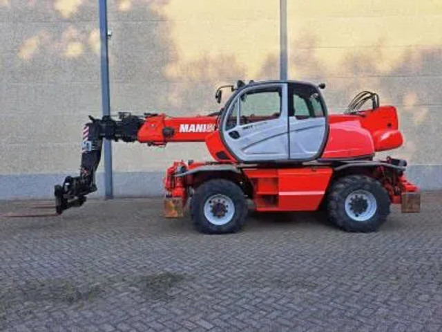 Manitou MRT 2150+ Privilege All-Terrain Rotating Telehandler (2015) - Nakladalec: slika 4 Manitou MRT 2150+ Privilege All-Terrain Rotating Telehandler (2015) - Nakladalec: slika 4