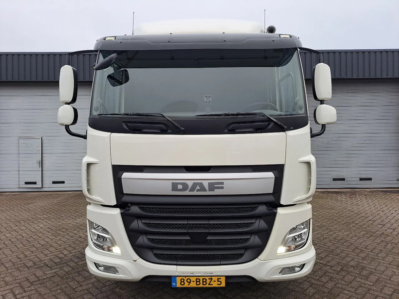 DAF CF NL TREKKER, MANUEL GEAR, LOW KM - Vlačilec: slika 2 DAF CF NL TREKKER, MANUEL GEAR, LOW KM - Vlačilec: slika 2