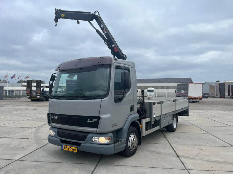 DAF LF 45 FA - Tovornjak z dvigalom, Tovornjak s kesonom: slika 1 DAF LF 45 FA - Tovornjak z dvigalom, Tovornjak s kesonom: slika 1