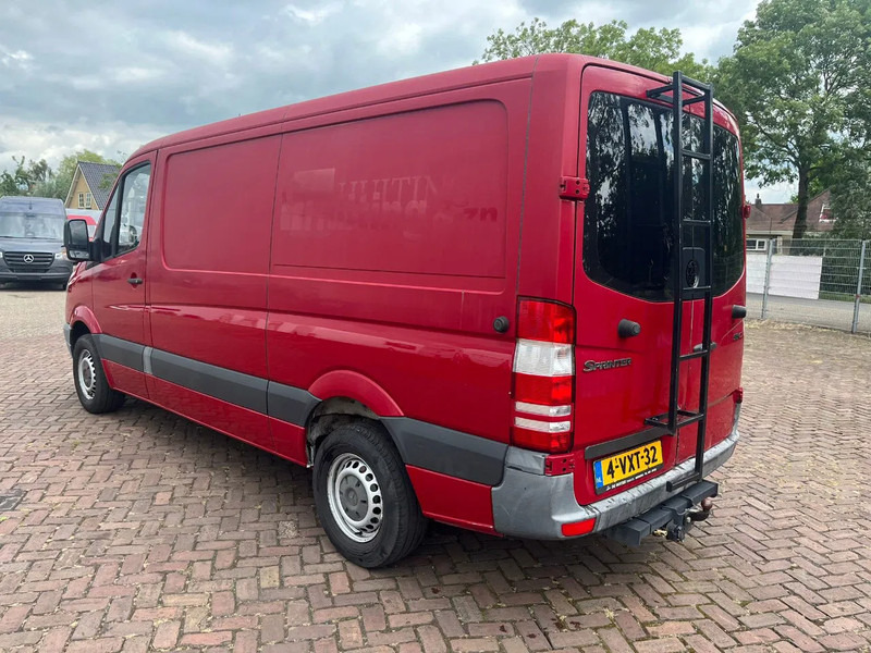Mercedes-Benz Sprinter 313 L2H1 - Furgon: slika 4 Mercedes-Benz Sprinter 313 L2H1 - Furgon: slika 4
