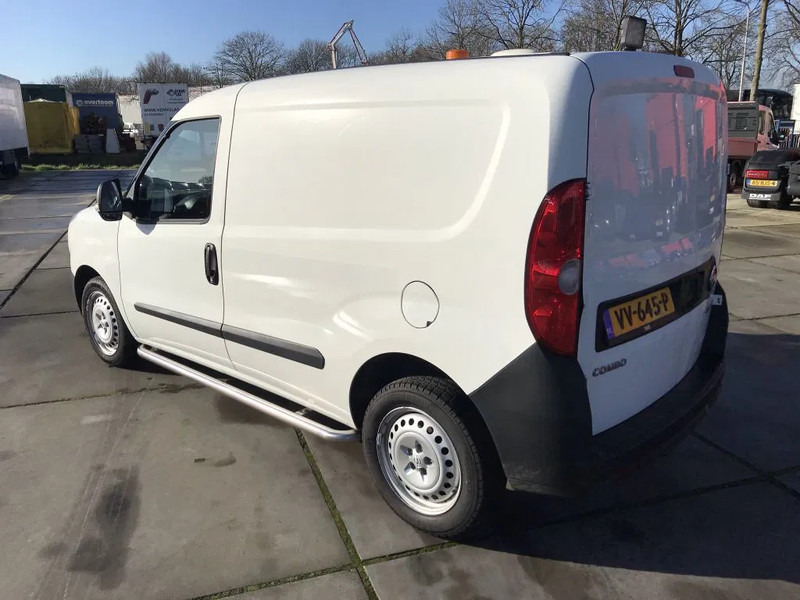 Opel Combo 1.6 CDTI - Furgon: slika 5 Opel Combo 1.6 CDTI - Furgon: slika 5