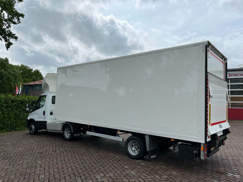 VELDHUIZEN P37-4 - Polprikolica: slika 1 VELDHUIZEN P37-4 - Polprikolica: slika 1