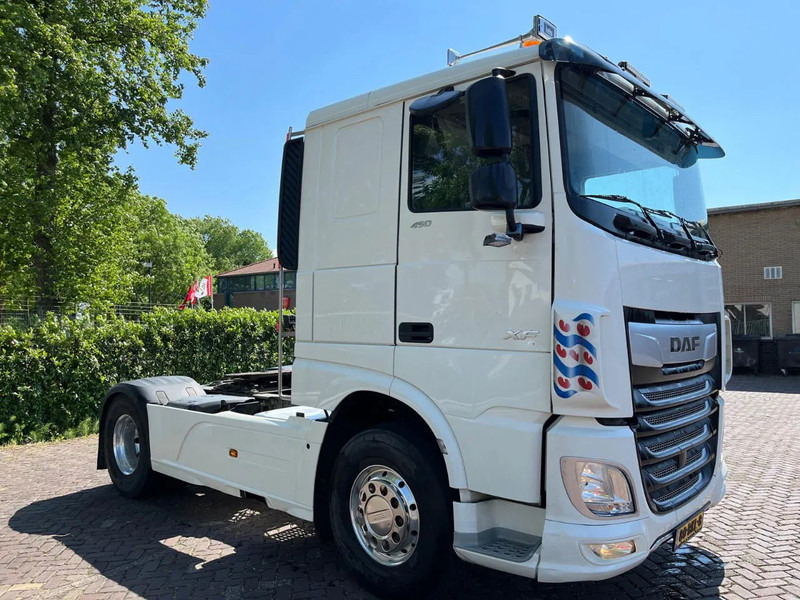 DAF XF 450 FT COMFORT CAB 9TN VOORAS EURO 6 - Vlačilec: slika 1 DAF XF 450 FT COMFORT CAB 9TN VOORAS EURO 6 - Vlačilec: slika 1