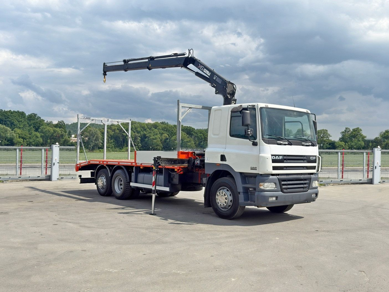 DAF CF 85.380*ABSCHLEPPWAGEN 7,20m+ HIAB 144 B-2 DUO - Vlečno vozilo: slika 2 DAF CF 85.380*ABSCHLEPPWAGEN 7,20m+ HIAB 144 B-2 DUO - Vlečno vozilo: slika 2