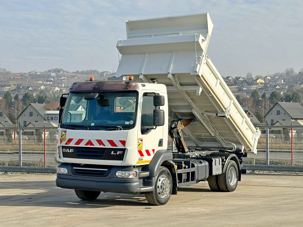 DAF LF 55.220 KIPPER 4,35 m + BORDMATIC / * TOP - Tovornjak prekucnik: slika 2 DAF LF 55.220 KIPPER 4,35 m + BORDMATIC / * TOP - Tovornjak prekucnik: slika 2