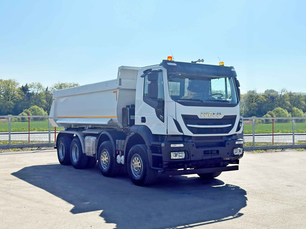 Iveco STRALIS X - WAY 460 * KIPPER * 8x4 * TOPZUSTAND - Tovornjak prekucnik: slika 1 Iveco STRALIS X - WAY 460 * KIPPER * 8x4 * TOPZUSTAND - Tovornjak prekucnik: slika 1