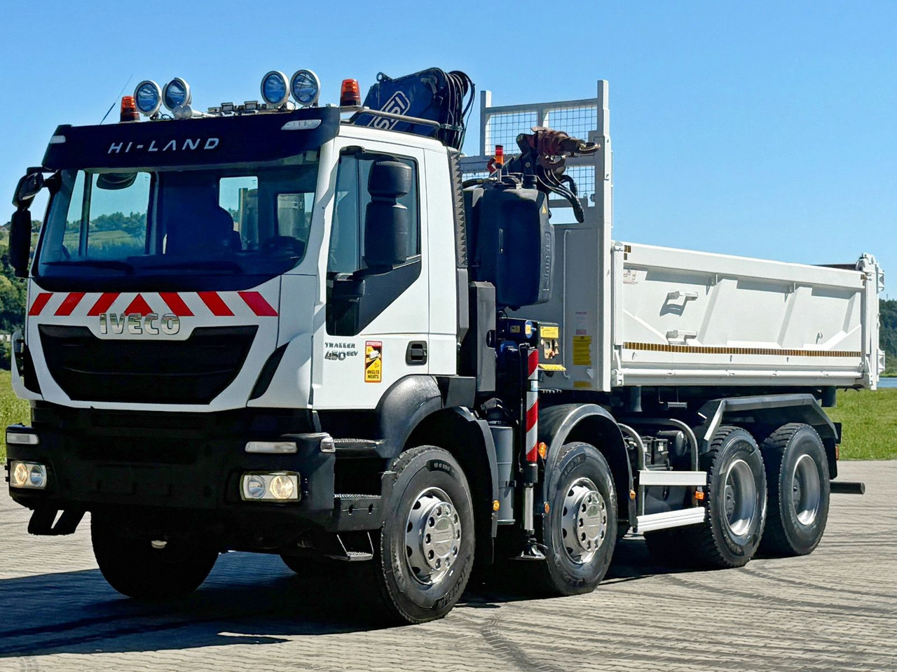 Iveco TRAKKER 450 * FASSI F215A.0.22 + FUNK / 8x4 *TOP - Tovornjak prekucnik, Tovornjak z dvigalom: slika 5 Iveco TRAKKER 450 * FASSI F215A.0.22 + FUNK / 8x4 *TOP - Tovornjak prekucnik, Tovornjak z dvigalom: slika 5