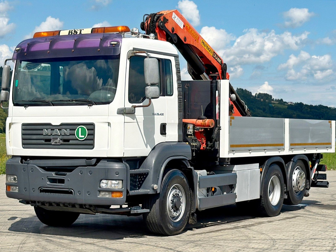 MAN TGA 26.430 Pritsche 5,50m + KRAN+ FUNK/6-4H2 MAN TGA 26.430 * PK 23002 + FUNK/6-4H2 - Tovornjak z dvigalom: slika 4 MAN TGA 26.430 Pritsche 5,50m + KRAN+ FUNK/6-4H2 MAN TGA 26.430 * PK 23002 + FUNK/6-4H2 - Tovornjak z dvigalom: slika 4