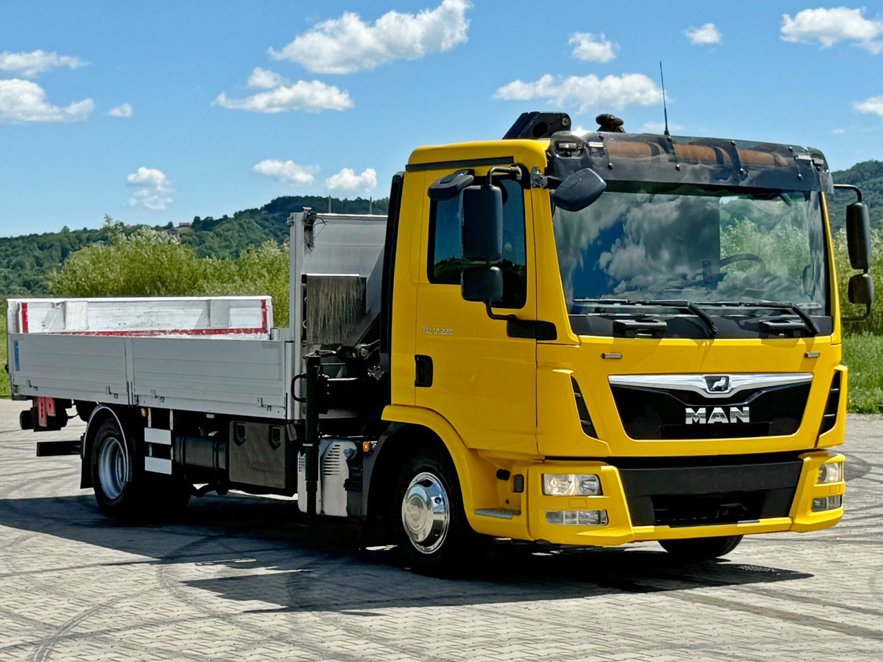 MAN TGL 12.220* PK 7.501 SLD C + FUNK + LIFT*TO - Tovornjak z dvigalom: slika 3 MAN TGL 12.220* PK 7.501 SLD C + FUNK + LIFT*TO - Tovornjak z dvigalom: slika 3