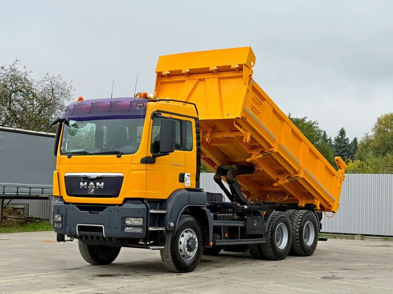 MAN TGS 26.440 * Kipper 5,20m+BORDMATIC * 6x6 * TOP - Tovornjak prekucnik, Tovornjak z dvigalom: slika 2 MAN TGS 26.440 * Kipper 5,20m+BORDMATIC * 6x6 * TOP - Tovornjak prekucnik, Tovornjak z dvigalom: slika 2