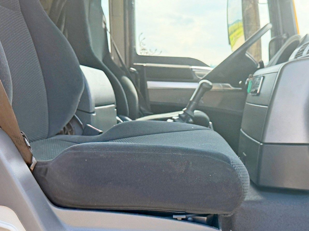 MAN TGS 33.480*KIPPER 5,10m * EPSILON E165Z76* 6x6 MAN TGS 33.480*KIPPER 5,10m * EPSILON E165Z76* 6x6 lizing MAN TGS 33.480*KIPPER 5,10m * EPSILON E165Z76* 6x6 MAN TGS 33.480*KIPPER 5,10m * EPSILON E165Z76* 6x6: slika 10