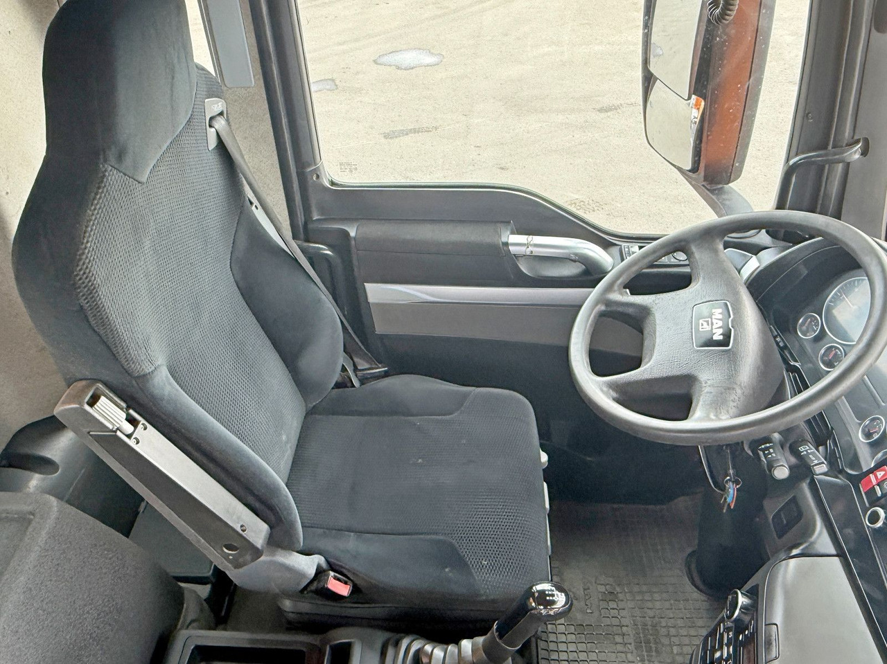 Tovornjak prekucnik MAN TGS 35.360 KIPPER * 8x6 * TOPZUSTAND: slika 9