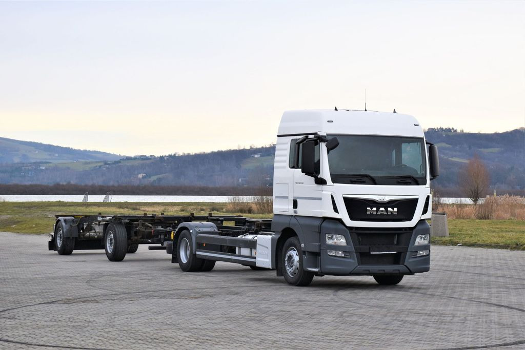 MAN TGX 18.440 Fahrgestell 7,00m + Anhänger 6,90m - Tovornjak-šasija, Tovornjak z dvigalom: slika 1 MAN TGX 18.440 Fahrgestell 7,00m + Anhänger 6,90m - Tovornjak-šasija, Tovornjak z dvigalom: slika 1