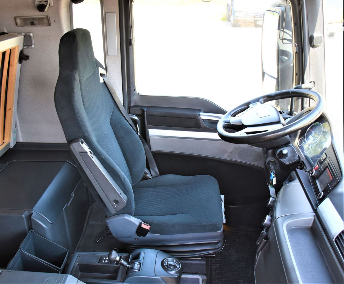 Tovornjak z dvigalom MAN TGX 26.440 Pritsche 6,20 m+HIAB 122 HIDUO/FUNK: slika 12