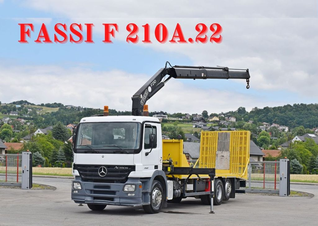 Tovornjak z dvigalom, Tovornjak avtotransporter Mercedes-Benz ACTROS 2532 * FASSI F210A.22 * TOPZUSTAND: slika 1