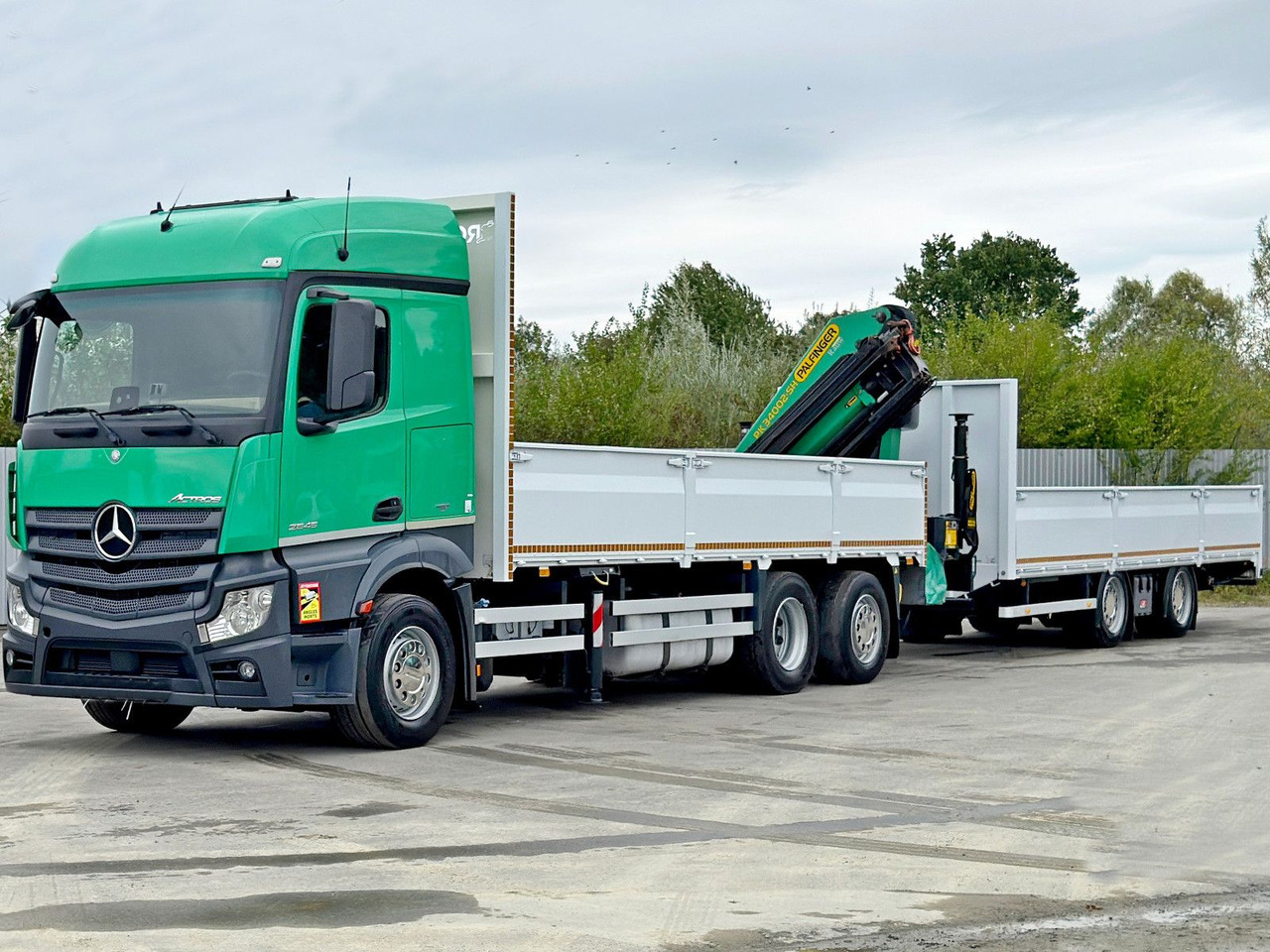 Mercedes-Benz ACTROS 2645* PK 34002 - SH C/FUNK+Anhänger* TOP - Tovornjak z dvigalom: slika 3 Mercedes-Benz ACTROS 2645* PK 34002 - SH C/FUNK+Anhänger* TOP - Tovornjak z dvigalom: slika 3
