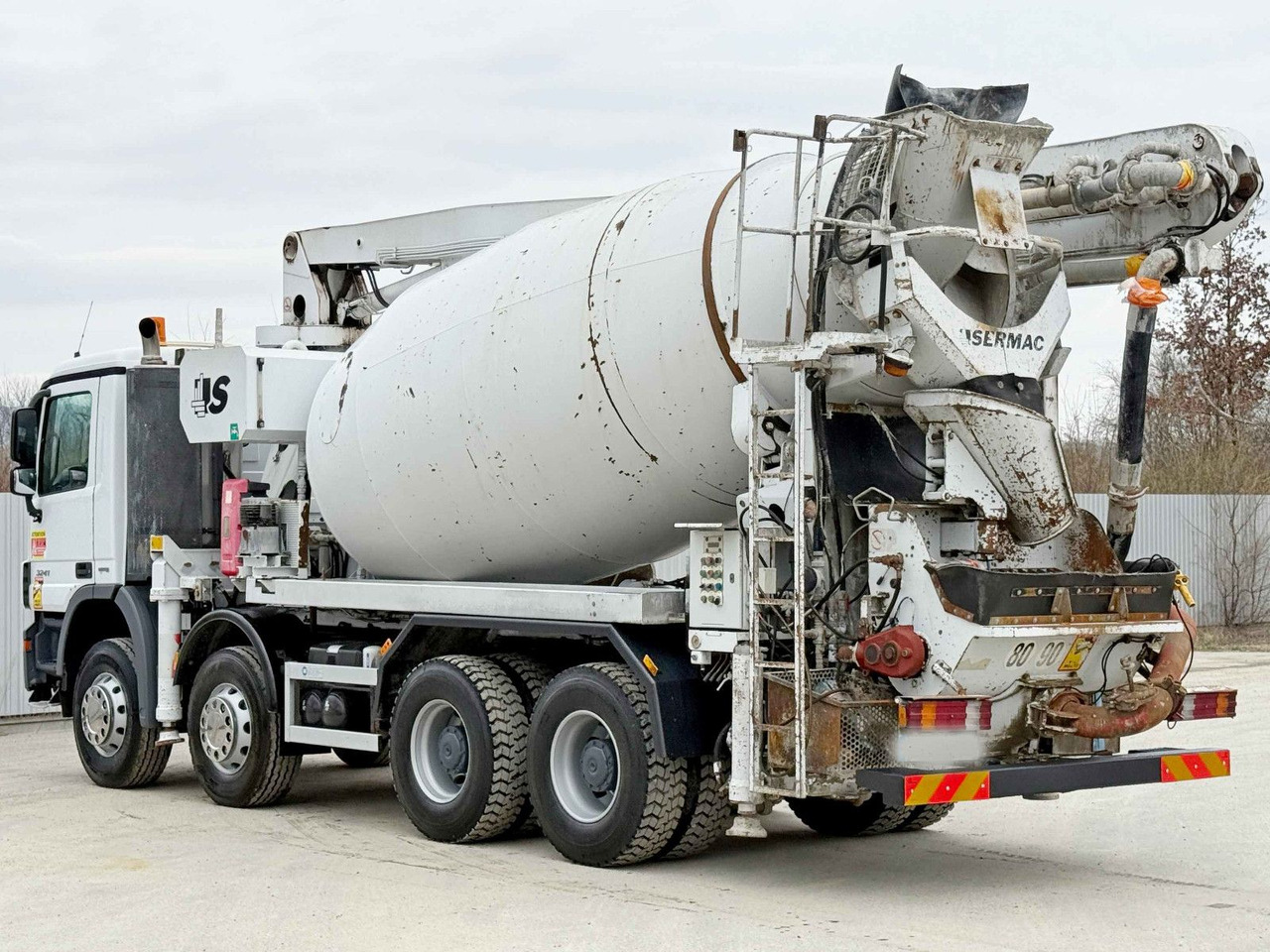 Mercedes-Benz ACTROS 3241 * Betonpumpe 24 m + FUNK / 8x4 - Črpalka za beton: slika 5 Mercedes-Benz ACTROS 3241 * Betonpumpe 24 m + FUNK / 8x4 - Črpalka za beton: slika 5