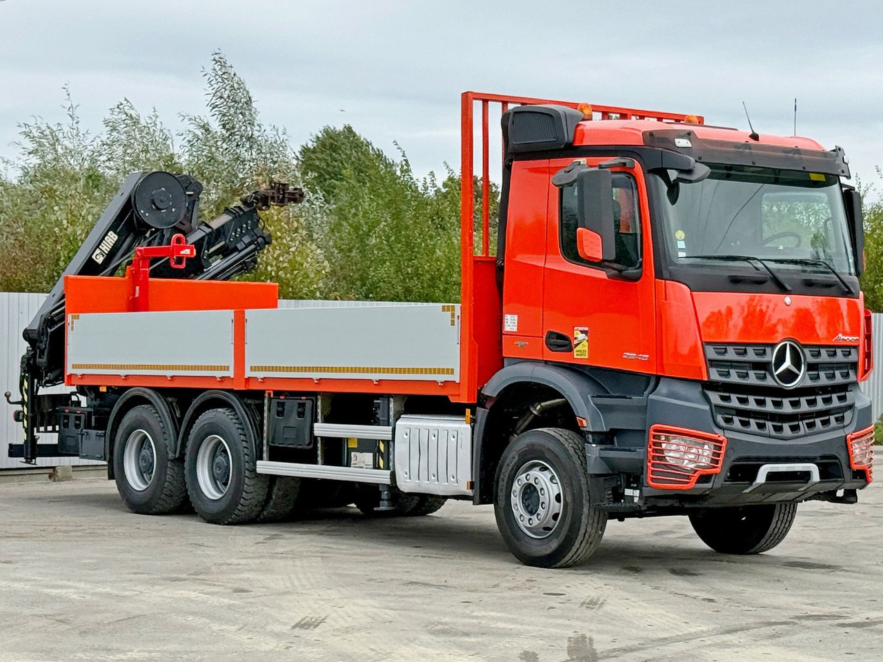 Mercedes-Benz AROCS 2643 *HIAB X-HIDUO 188 ES-5/FUNK * 6x4 - Tovornjak z dvigalom: slika 4 Mercedes-Benz AROCS 2643 *HIAB X-HIDUO 188 ES-5/FUNK * 6x4 - Tovornjak z dvigalom: slika 4