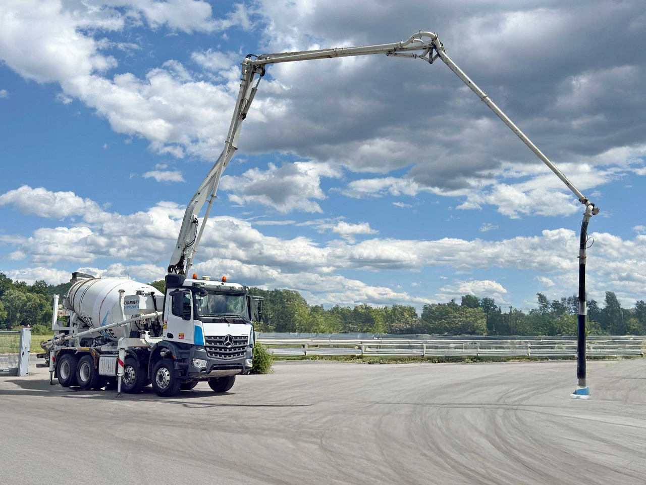 Mercedes-Benz AROCS 3743 * Betonpumpe + FUNK * 8x4 * TOP - Črpalka za beton: slika 3 Mercedes-Benz AROCS 3743 * Betonpumpe + FUNK * 8x4 * TOP - Črpalka za beton: slika 3