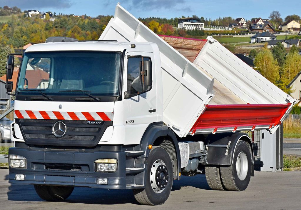Mercedes-Benz AXOR 1823 * KIPPER 4,45 m * TOPZUSTAND - Tovornjak prekucnik, Tovornjak z dvigalom: slika 3 Mercedes-Benz AXOR 1823 * KIPPER 4,45 m * TOPZUSTAND - Tovornjak prekucnik, Tovornjak z dvigalom: slika 3