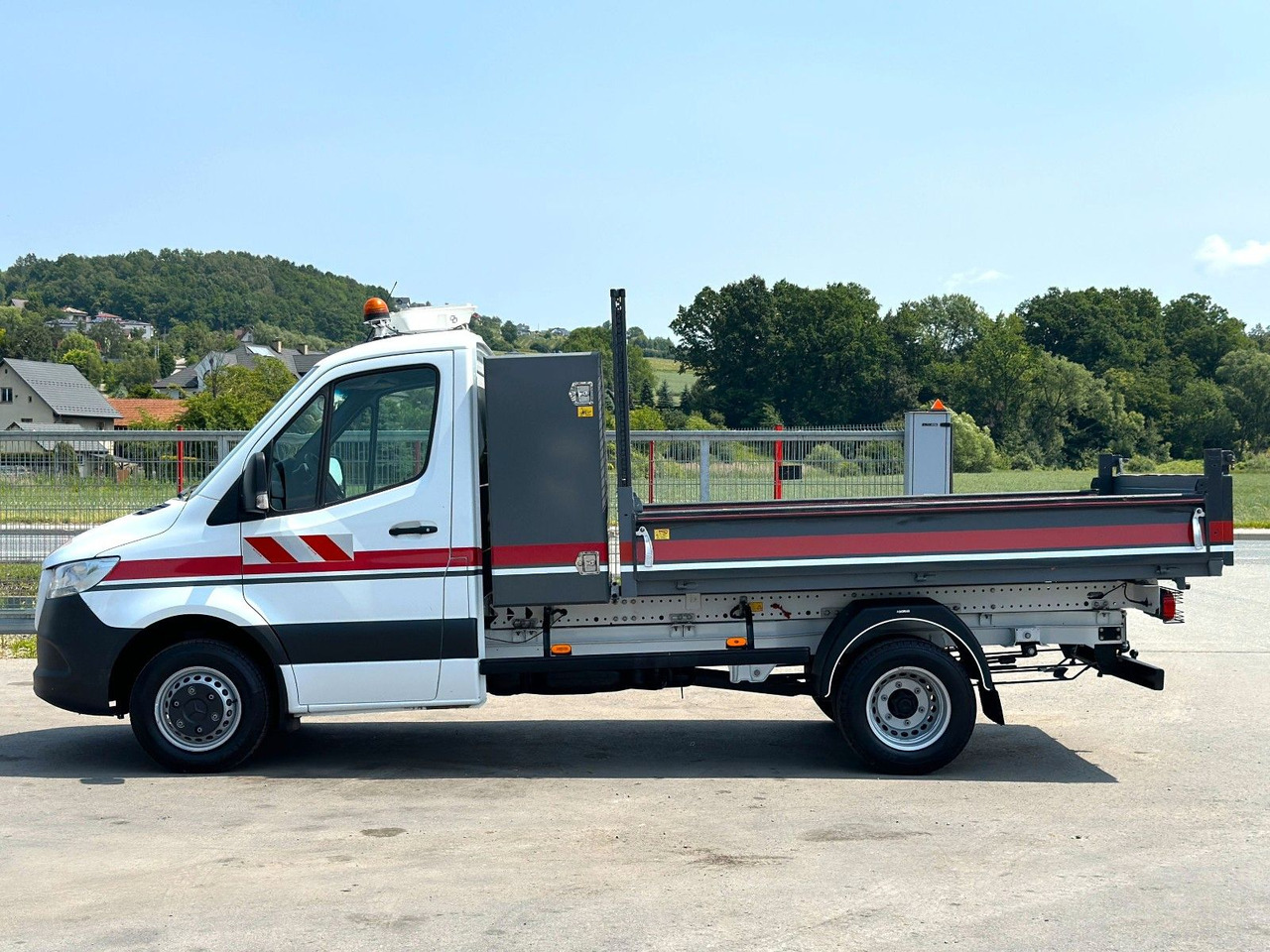 Mercedes-Benz Sprinter 516 CDI Kipper 3,00 m Perfect condition - Dostavno vozilo prekucnik: slika 5 Mercedes-Benz Sprinter 516 CDI Kipper 3,00 m Perfect condition - Dostavno vozilo prekucnik: slika 5