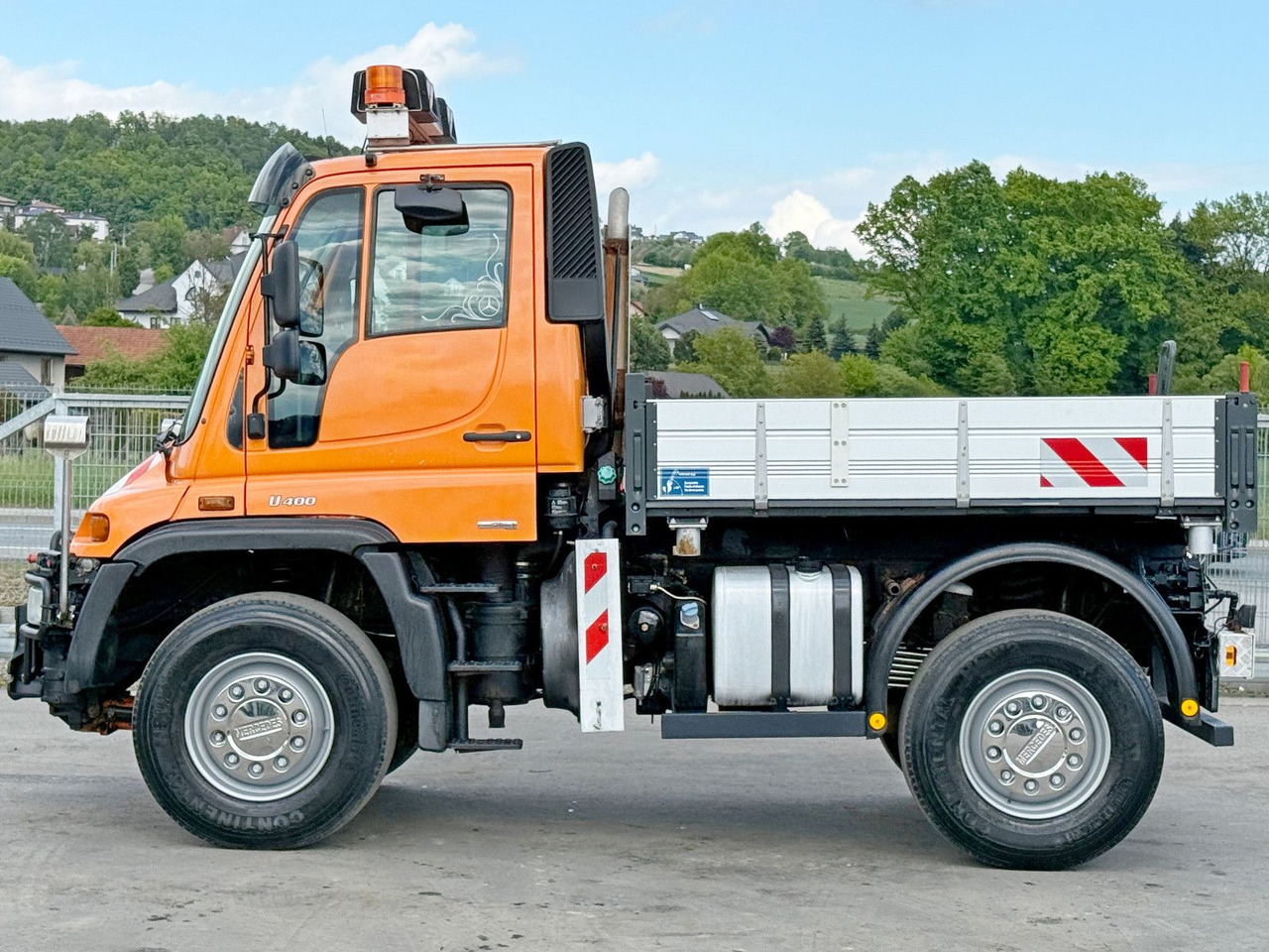 Mercedes-Benz UNIMOG 400 * KIPPER 2,40 * 4x4 * TOPZUSTAND - Tovornjak prekucnik: slika 4 Mercedes-Benz UNIMOG 400 * KIPPER 2,40 * 4x4 * TOPZUSTAND - Tovornjak prekucnik: slika 4