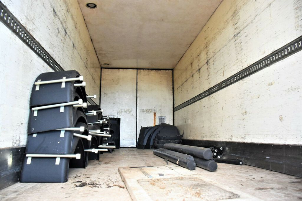 ROLFO C201 KÜHLKOFFER 7,71 m* Topzustand! - Prikolica hladilnik: slika 5 ROLFO C201 KÜHLKOFFER 7,71 m* Topzustand! - Prikolica hladilnik: slika 5